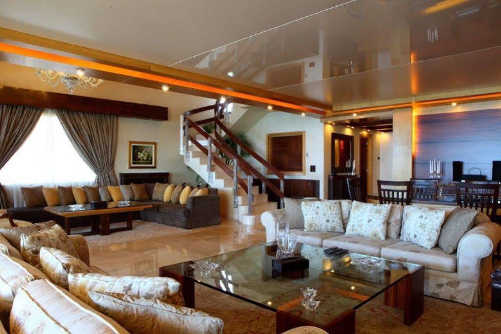 Lahoya Suites Beirut Exterior foto