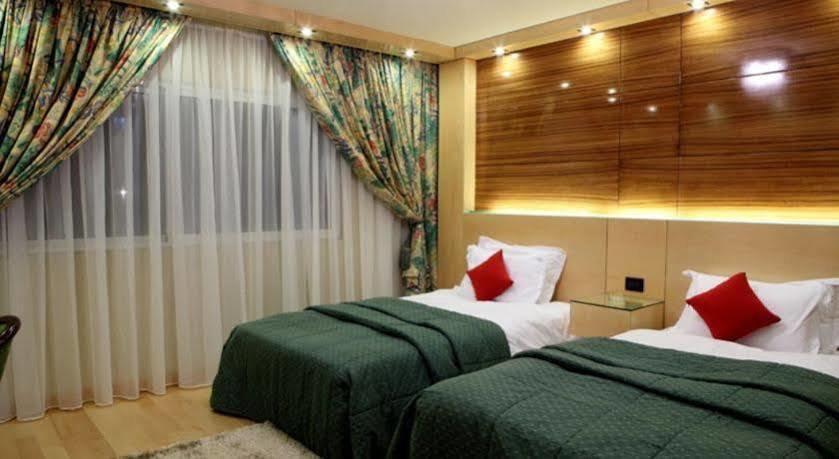 Lahoya Suites Beirut Exterior foto